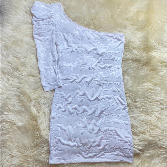 WHITE One Shoulder Minidress - Picture 2 of 6